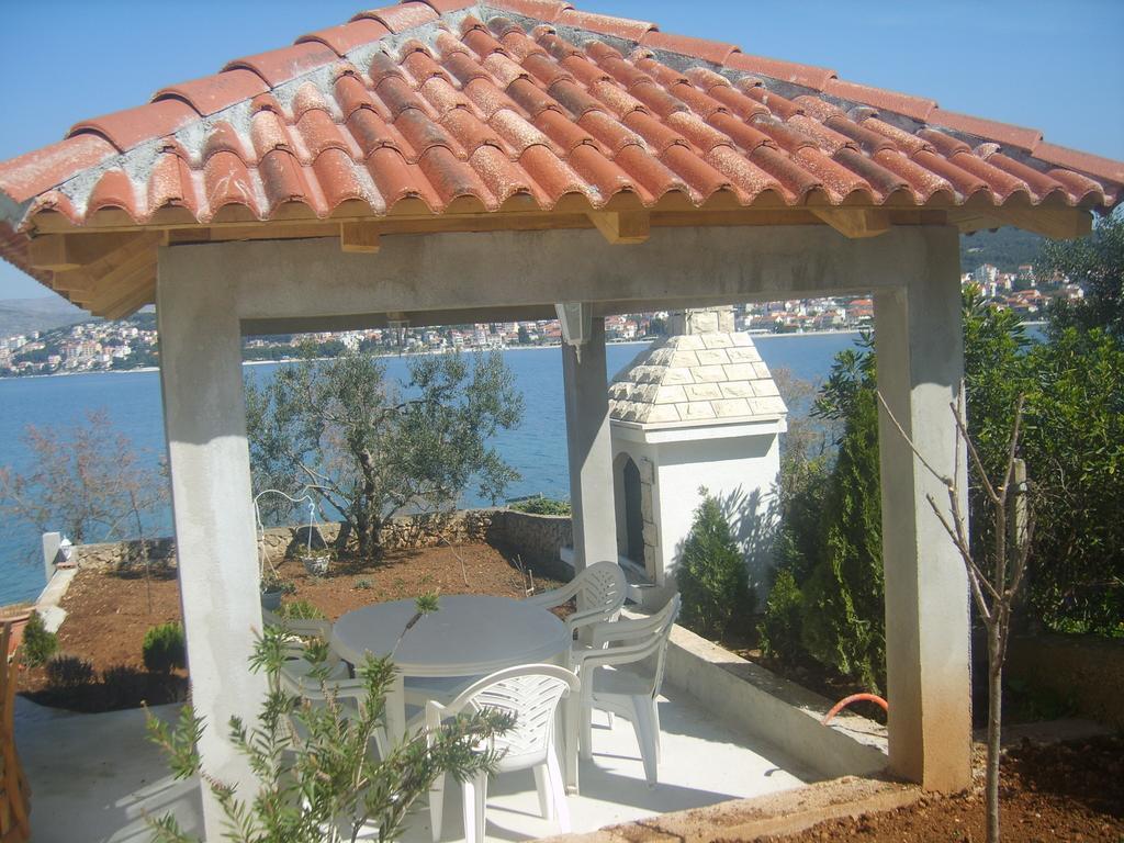 Apartments Iva Alla Trogir Cameră foto